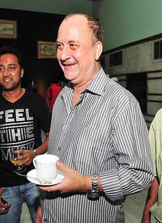 Play: 'Kucch Bhi Ho Sakta Hai'