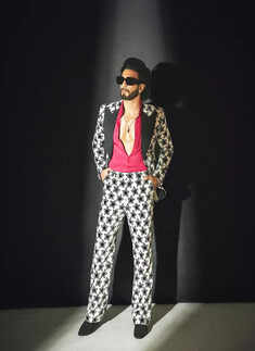 Pictures of Ranveer Singh trend after police files complaint against him for his viral photoshoot