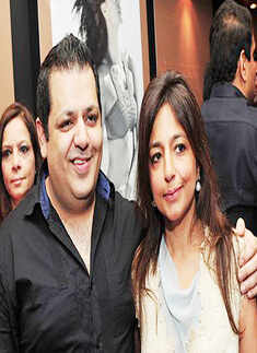 JJ Valaya's 'Kingfisher' party