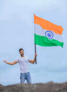 Sandalwood celebrities mark 75th Independence Day