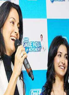 Juhi & Prachi at event