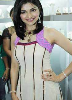 Prachi launches Glamour show