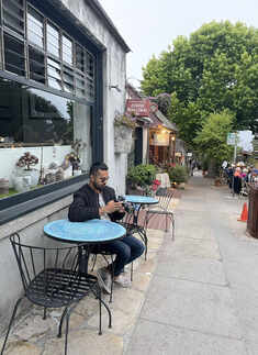 Travel blogger Deepak Bhatia talks about his roller-coaster journey