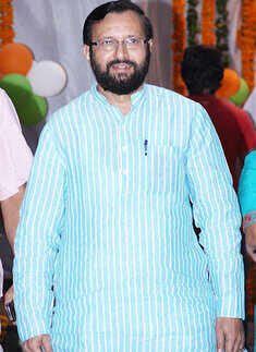 Screening of Pratibha Advani's 'Tiranga'