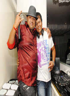 Friendship Day party @ Fionaa Lounge