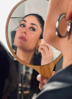 Kareena Kapoor Khan creates a heavy buzz with her glamorous photoshoots