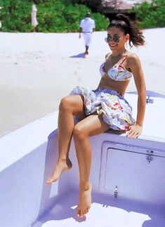 Stunning holiday pictures of Pooja Bedi&rsquo;s daughter Alaya F you simply can&rsquo;t give a miss!