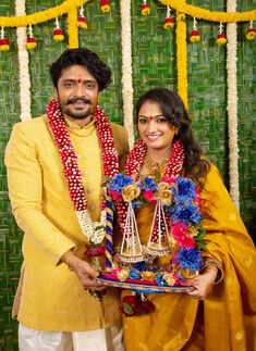 Vasishta Simha & Hariprriya make it official, share engagement pictures with fans