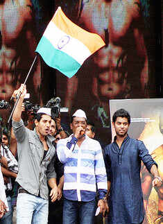 Celebs celebrate Dahi Handi