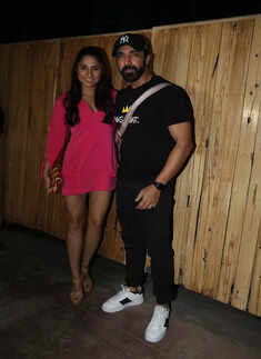 Shamita Shetty&rsquo;s birthday party pictures
