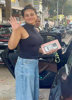 #ETimesSnapped: From Neha Sharma to Nora Fatehi, paparazzi pictures of your favourite celebs