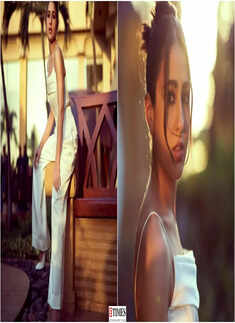 Sara Ali Khan is a soothing vision in white as she wows in monochrome look, see pictures 