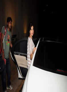Priyanka spotted @ Hotel