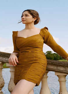 Sara Tendulkar is making heads turn with her glamorous pictures