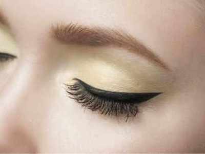 Liquid Eyeliner Get The Perfect Winged Eye Makeup Most Searched Products Times Of India