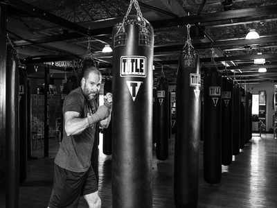 boxing bag hanging chain