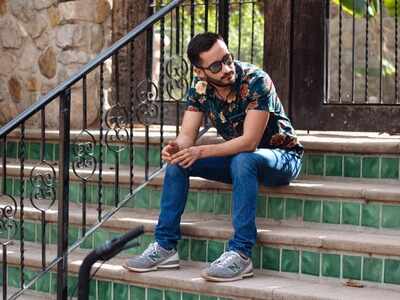 Jeans for men: Dark washed skinny jeans 