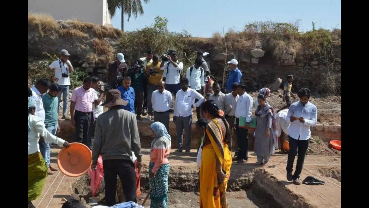 8 more sites declared as protected monuments: Min Patil | Hubballi News -  The Times of India