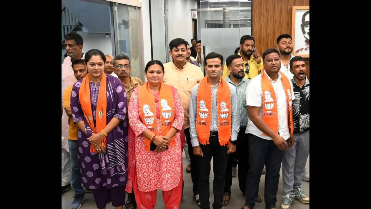 BJP drops 60 councillors for Vadodara Municipal Corporation polls ...