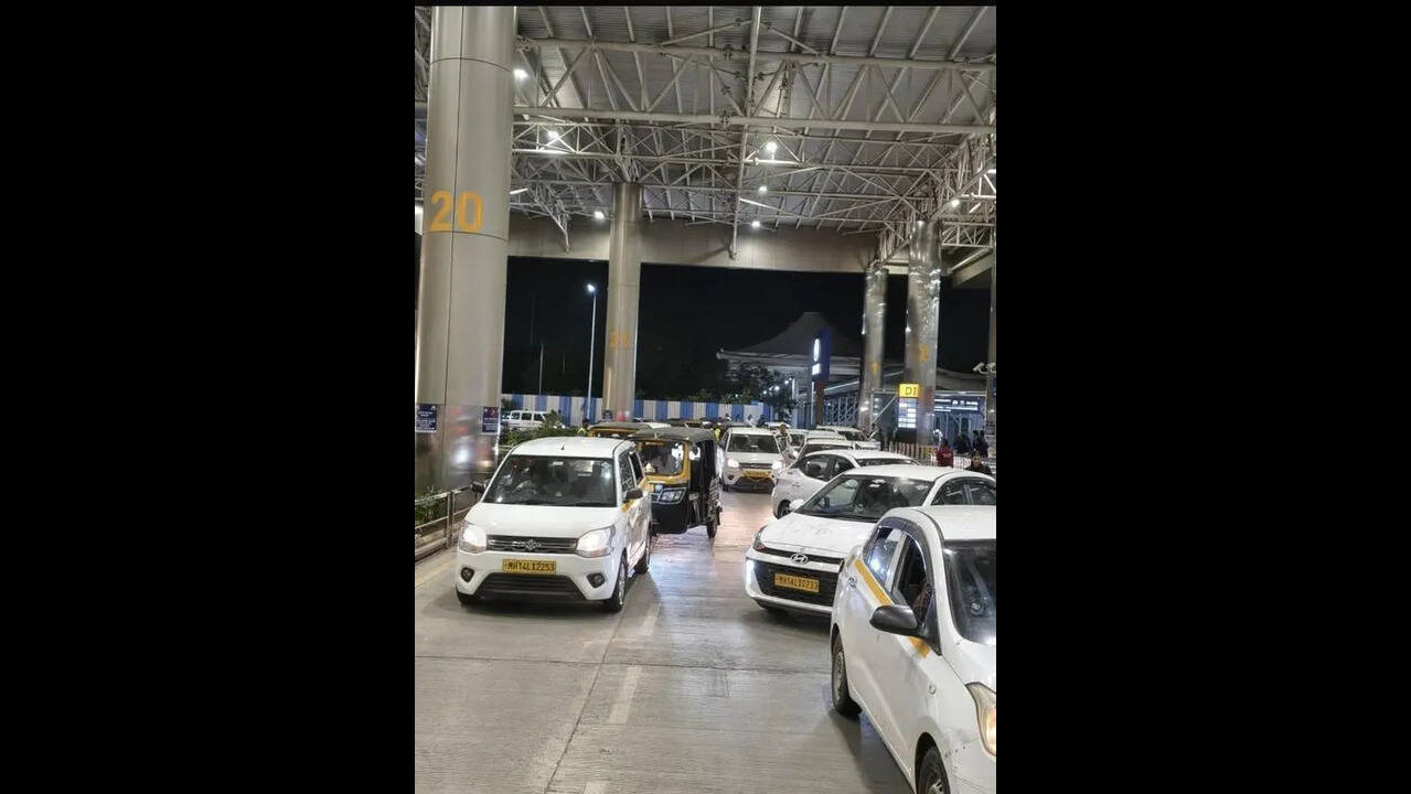 Pune RTO penalizes cabbies for overcharging and directs aggregators to ...