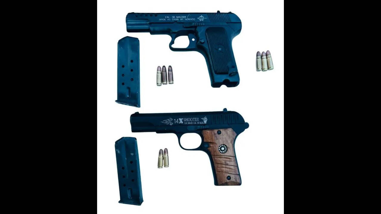 4 operatives of foreign-based gangsters held with pistols