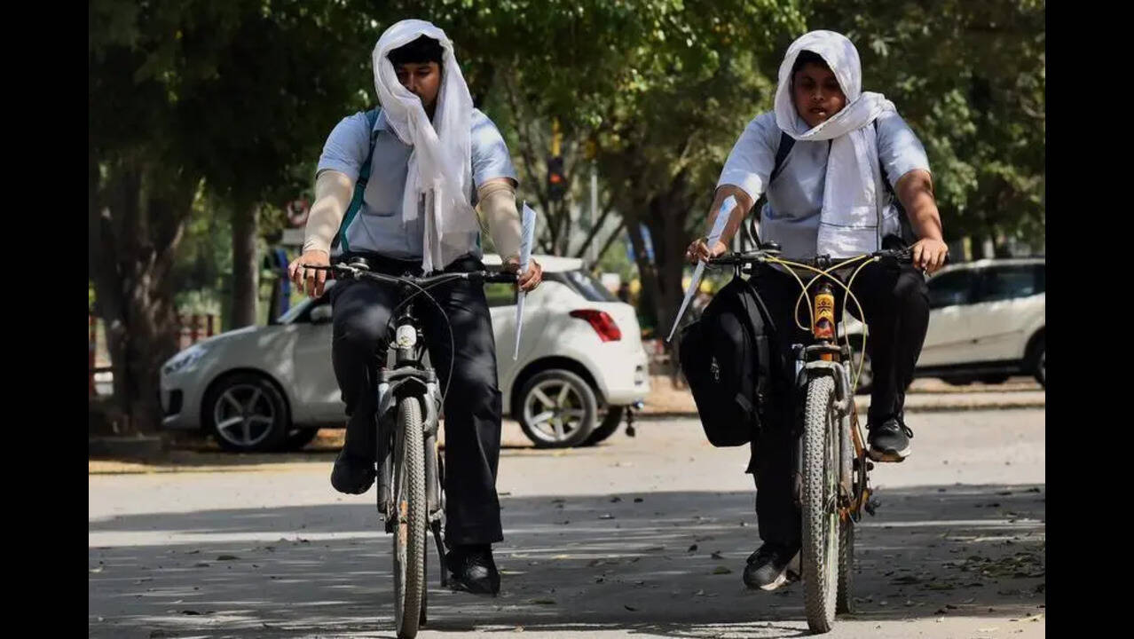 Heatwave bakes city but rain on April 28 may bring respite