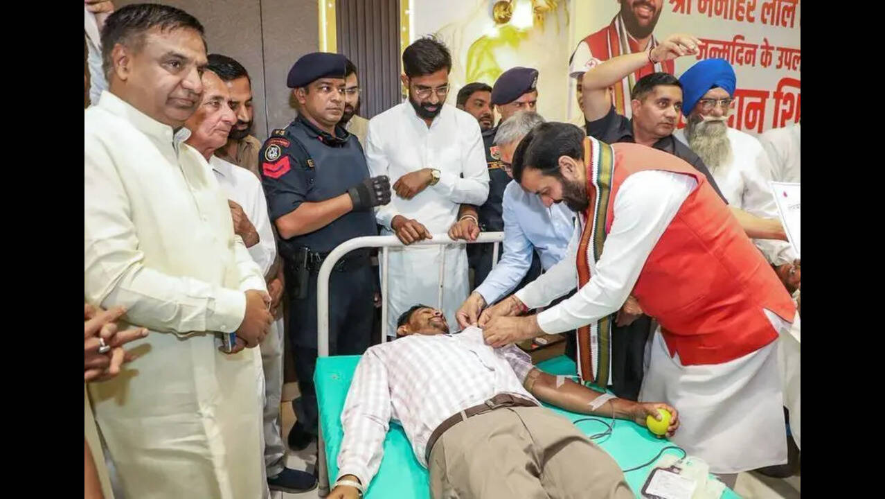 Haryana 1st northern state to initiate free single donor platelets for dengue patients: CM