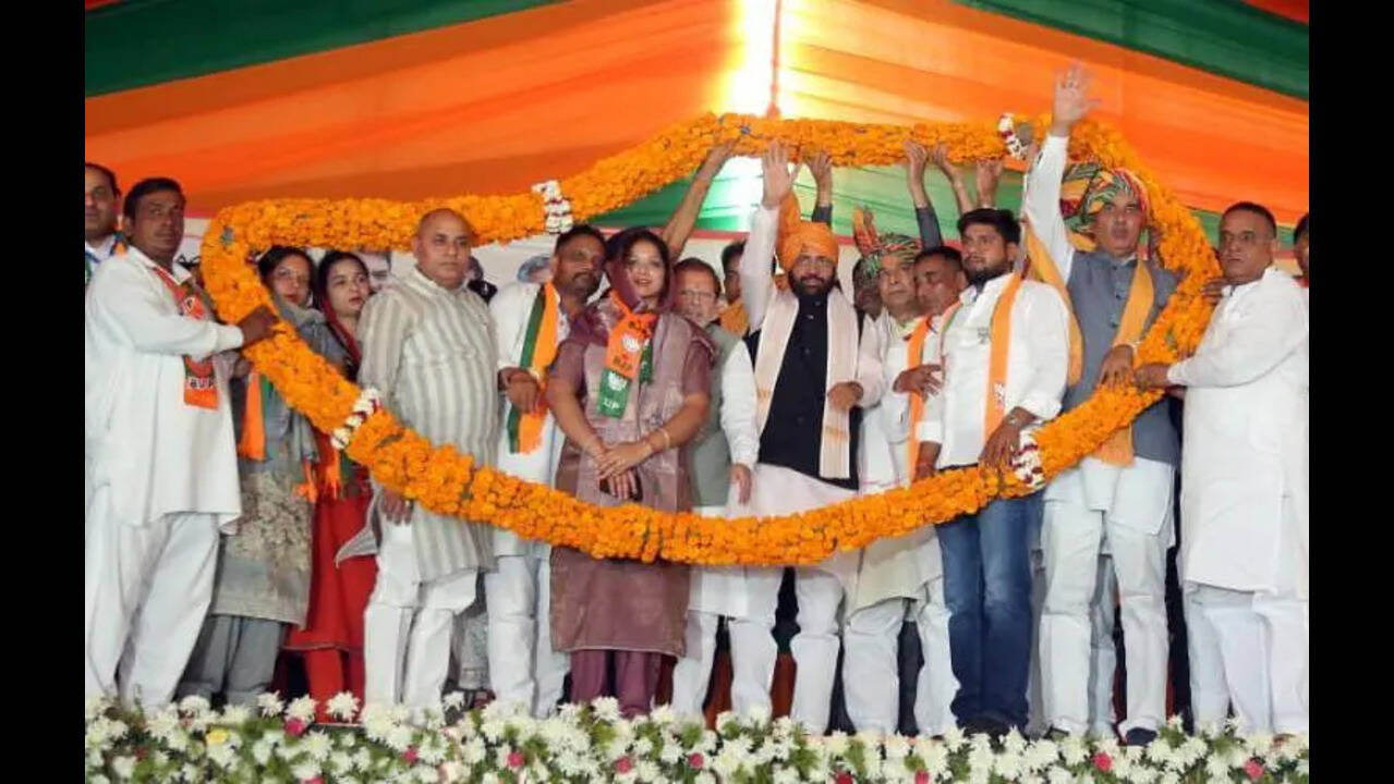 Sampla metro extension on Hry govt’s agenda, claims CM