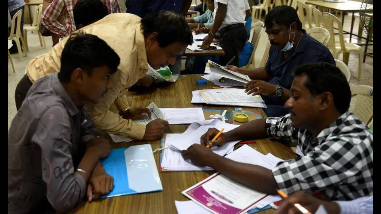 Only 96 CBSE Class XII students scored centum across India: Low scores in physics results may affect aspiring engineers; Educationists say changing the approach to teaching may help