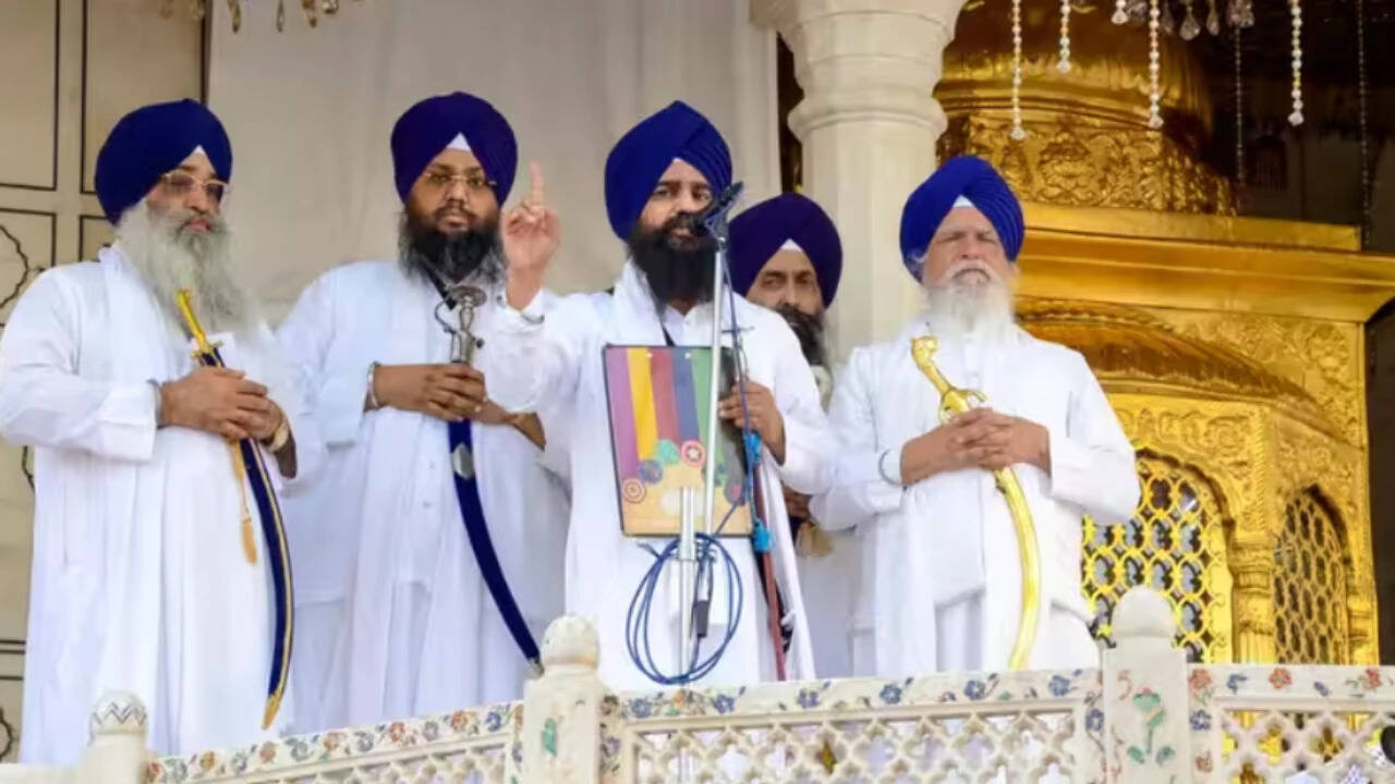 Differences over Punjab's sacrilege law spark debate on Jurisdiction of Akal Takht, SGPC and State Government
