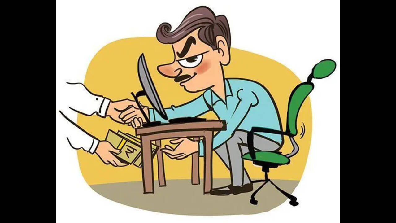 Vigilance files chargesheet against 2 cops in Rs 1.3L bribery case