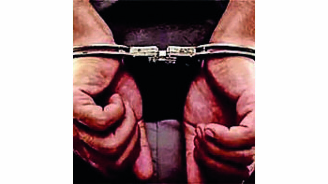 3 held for posing as cops in Rs 4 lakh fraud case in Hisar