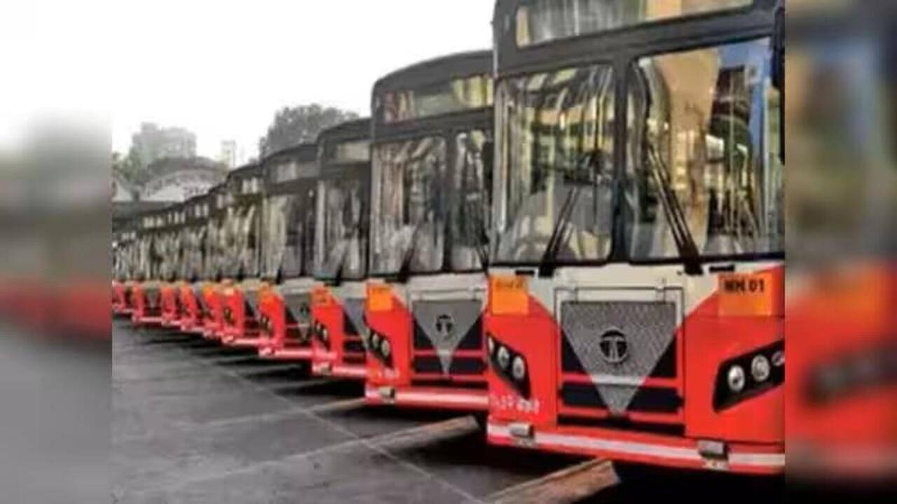 BEST to felicitate driver, conductor who tried saving life of passenger who was declared dead on arrival at hospital