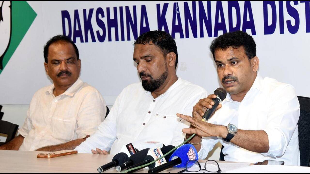 Congress leader seeks regional passport office in Mangaluru
