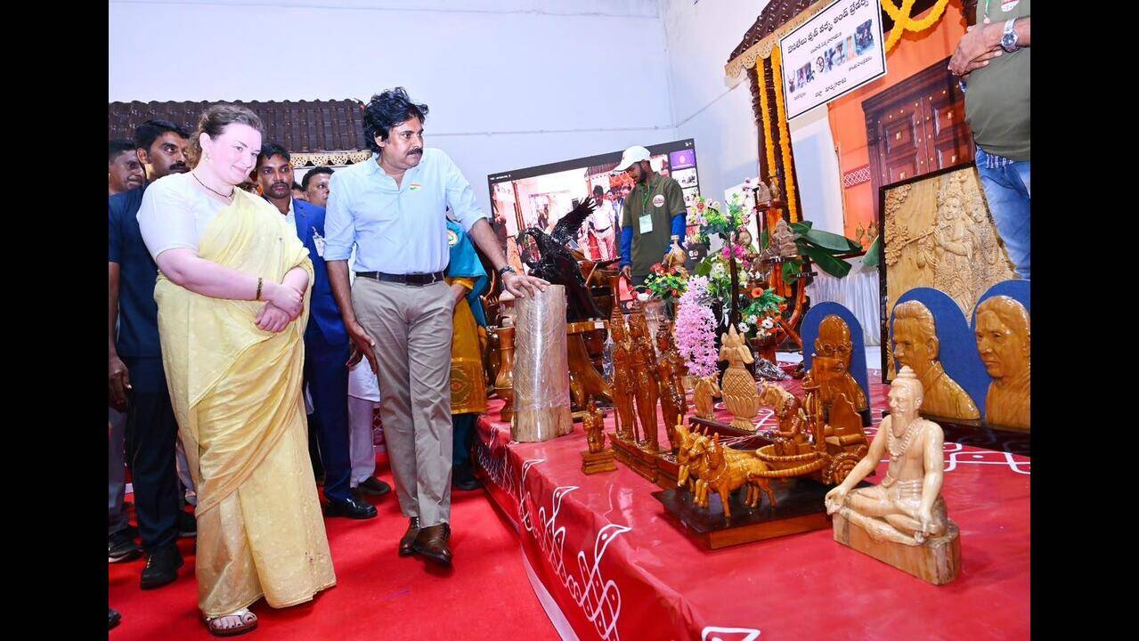 Fight injustice through constructive change, Pawan urges youth