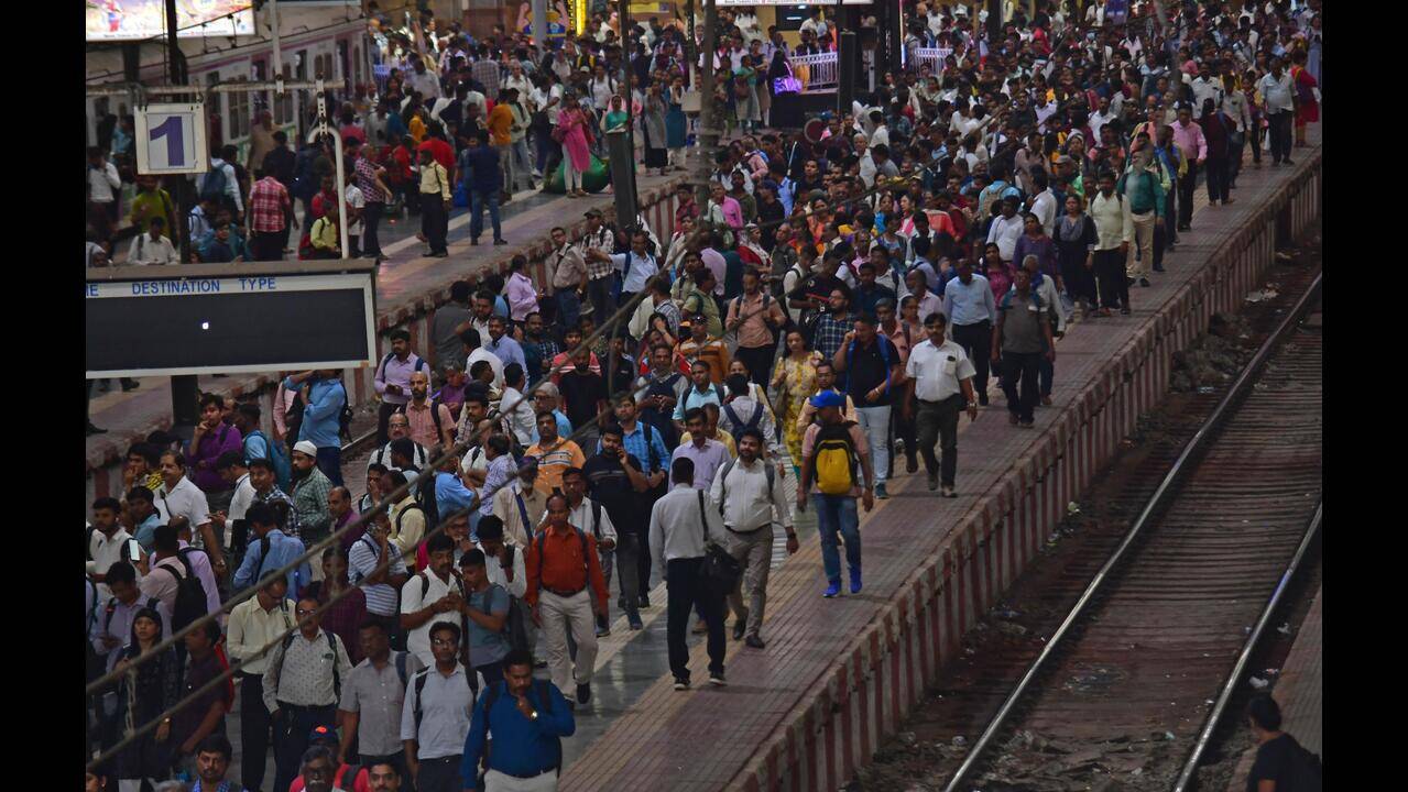 Gas leak from goods train disrupts railway traffic in Navi Mumbai’s Panvel station, authorities avert mishap