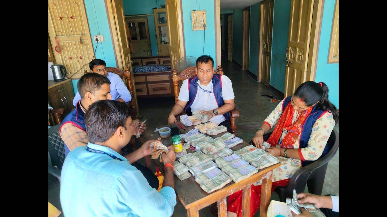 EOU raids Bihar board official’s premises in Rs 3.43 crore DA case