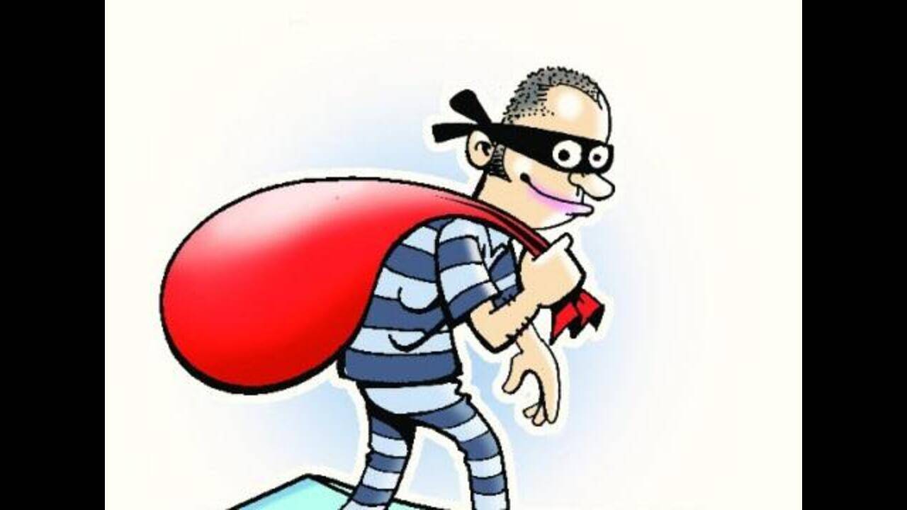 Thief takes tea break during 4-shop hit