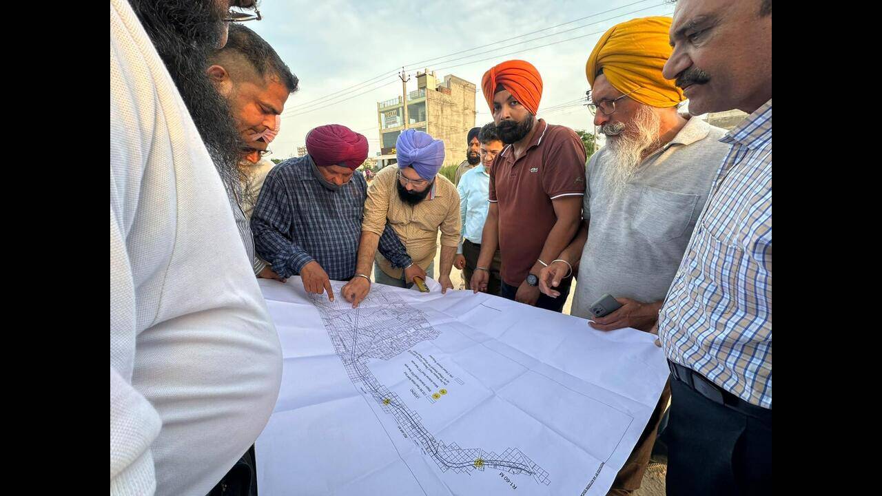 Gmada conducts site check for 200ft link road
