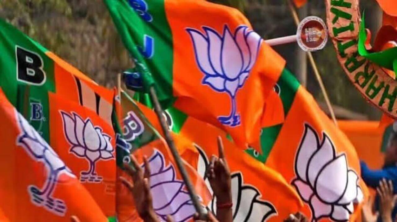 BJP mulls Bihar playbook to edge out SP in UP polls