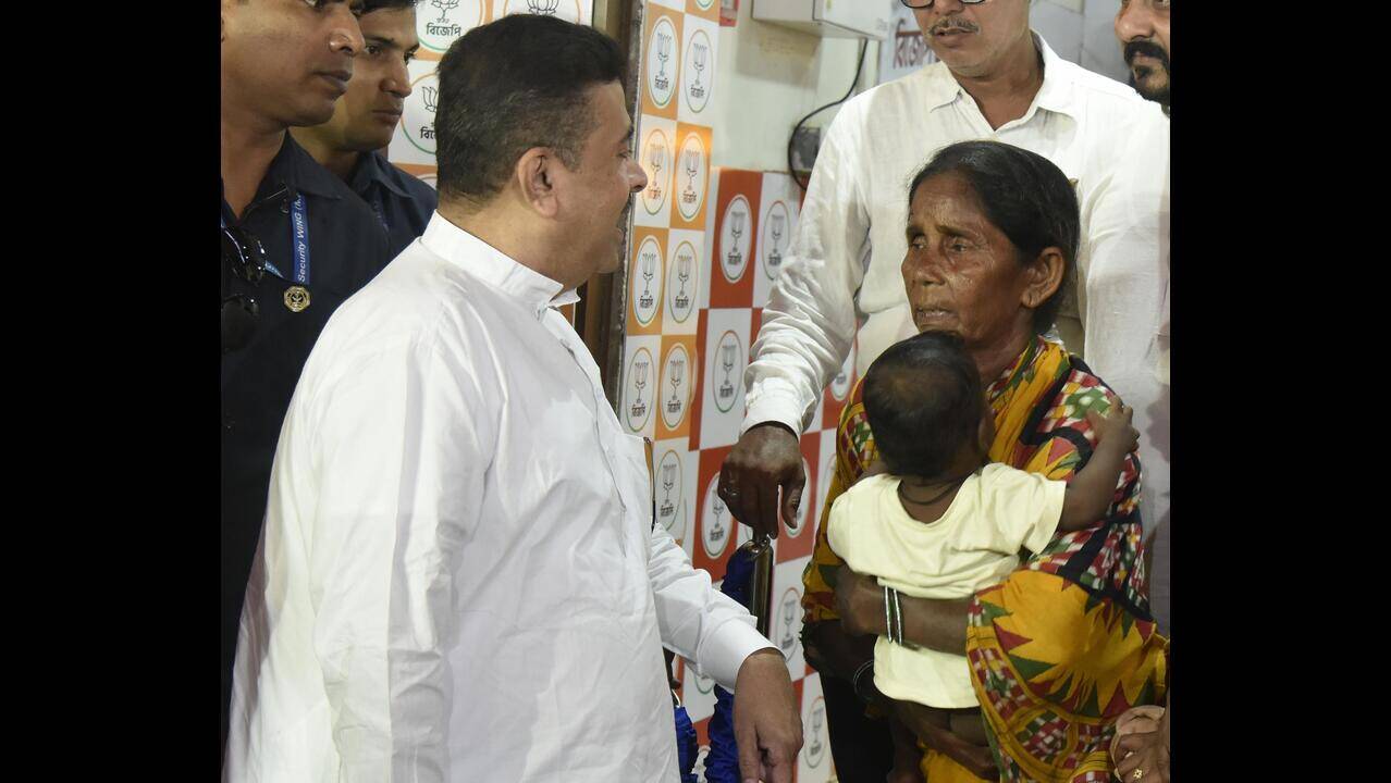 Mamata Seeks INDIA Bloc Aid Amid TMC Rebel Crisis | Quick Digest