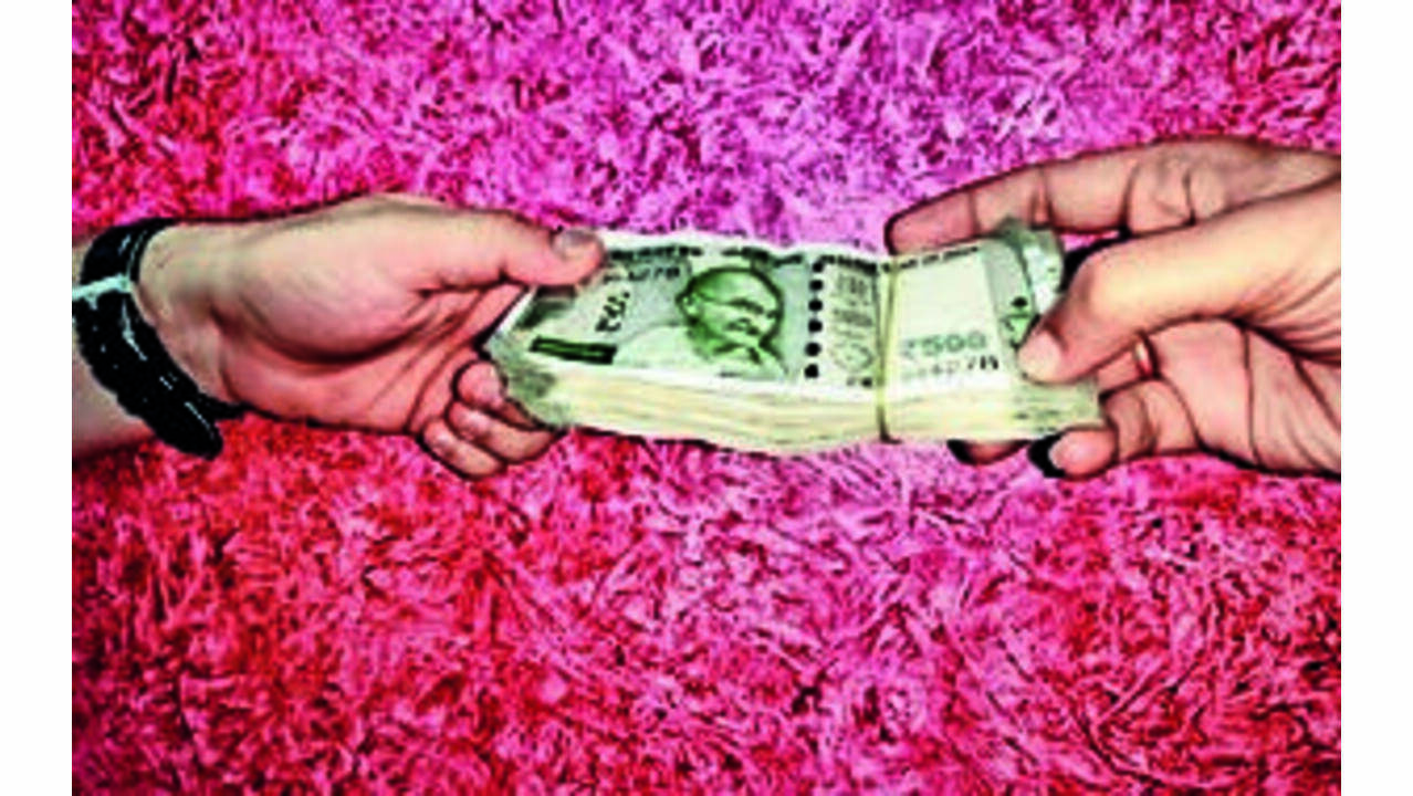 OC’s guard, 3 touts arrested as ACB busts Rs 5.5L/day bribery racket running from Jhargram Police Station