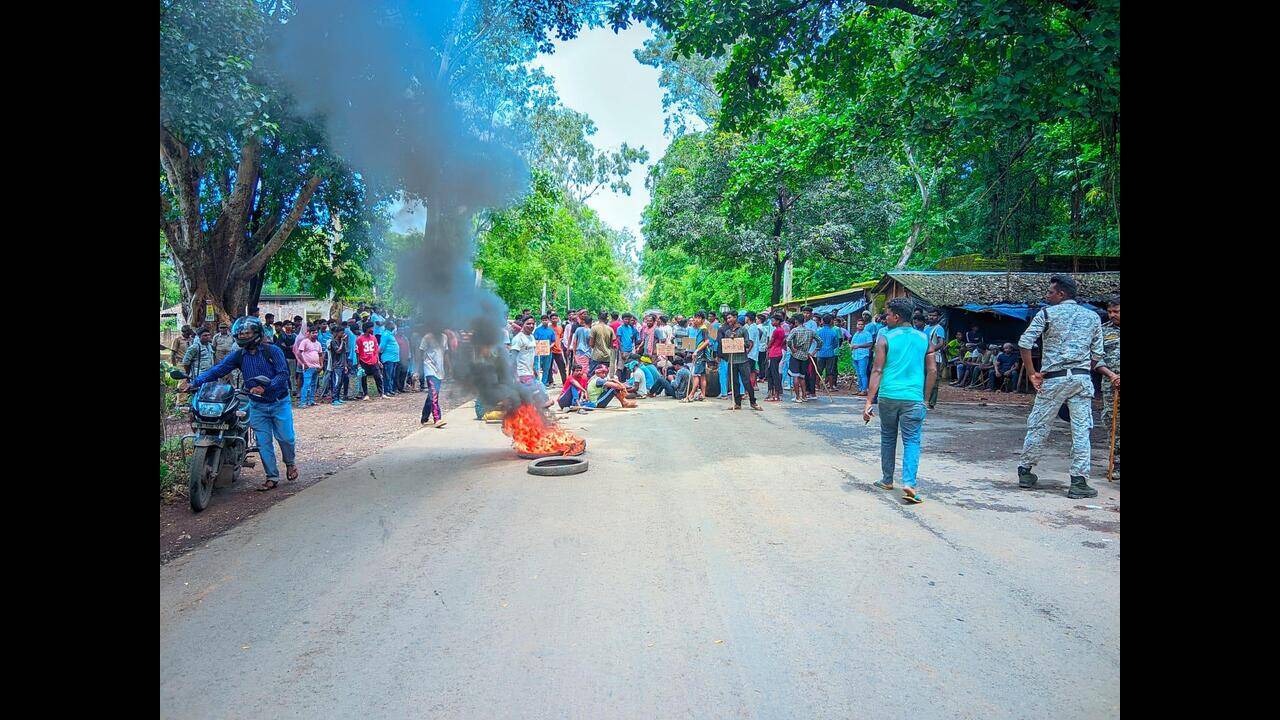 Jhargram student rape sparks protests, accused auto driver in cop net