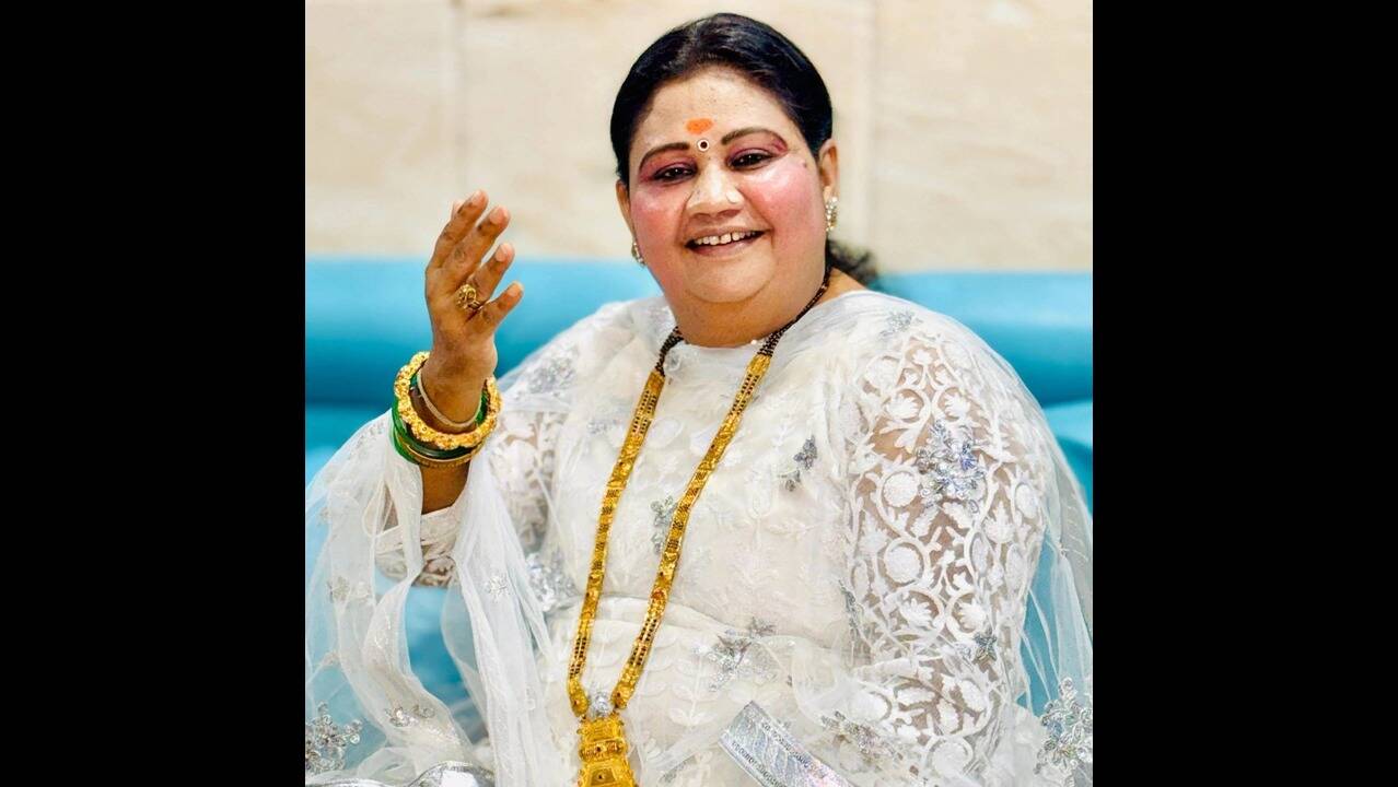 FIR registered against Marathi folk singer in Rs 20 lakh job fraud case in Maharashtra