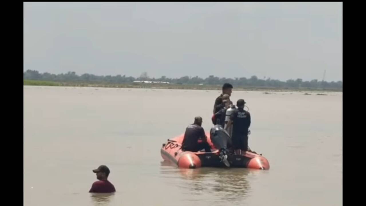 2 Dhubri schoolboys go missing in B’putra