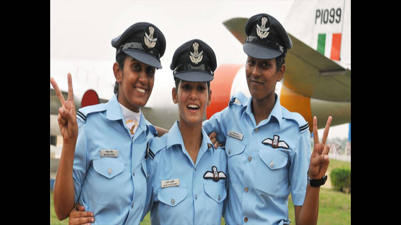 bhawana kanth qualification