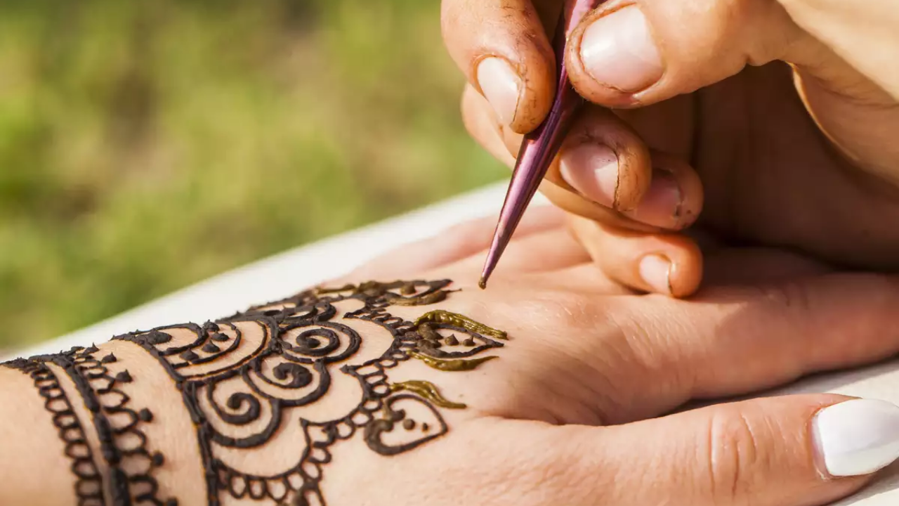 Best Bridal Mehndi Artist in Coimbatore - Wedding Secrets