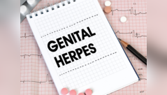 Symptoms of genital herpes in men & women