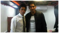 SRK receives 'get well soon' msg from Vijender