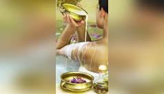Recreate Cleopatra's milk bath for glowing skin